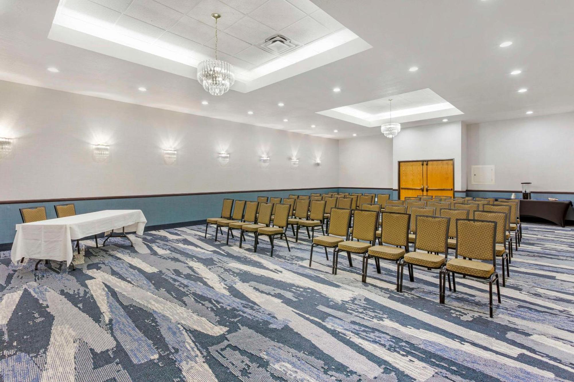 Comfort Suites Ogden Conference Center Kültér fotó