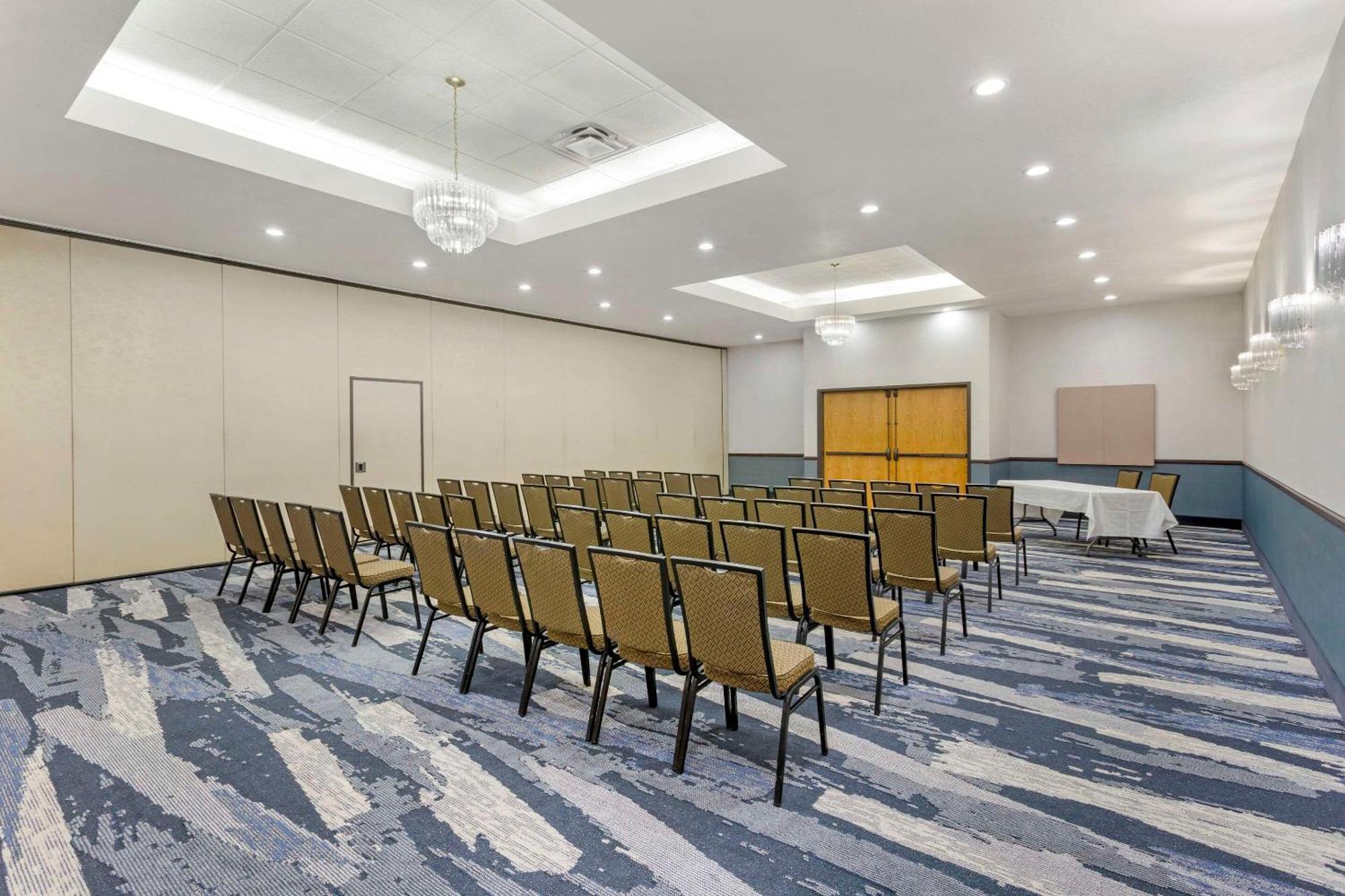 Comfort Suites Ogden Conference Center Kültér fotó